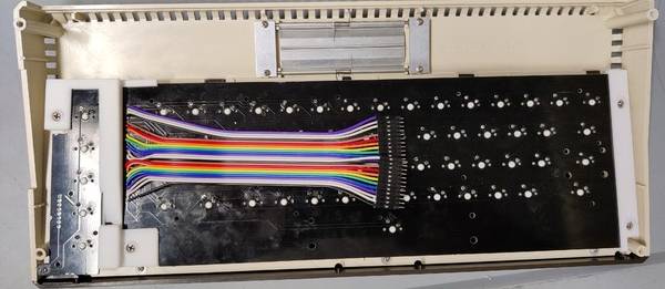 Tastaturhalter.jpg Tastaturhalter.jpg
